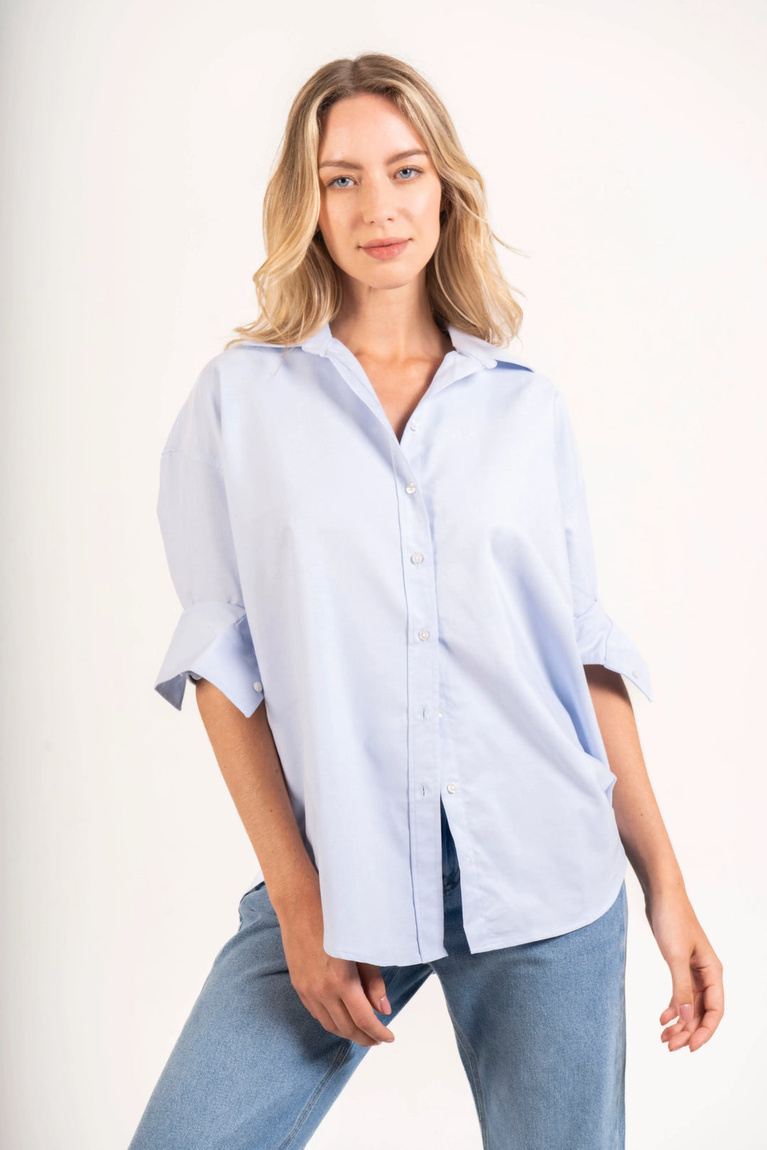 Camisa oversized para mujer color azul claro manga larga
