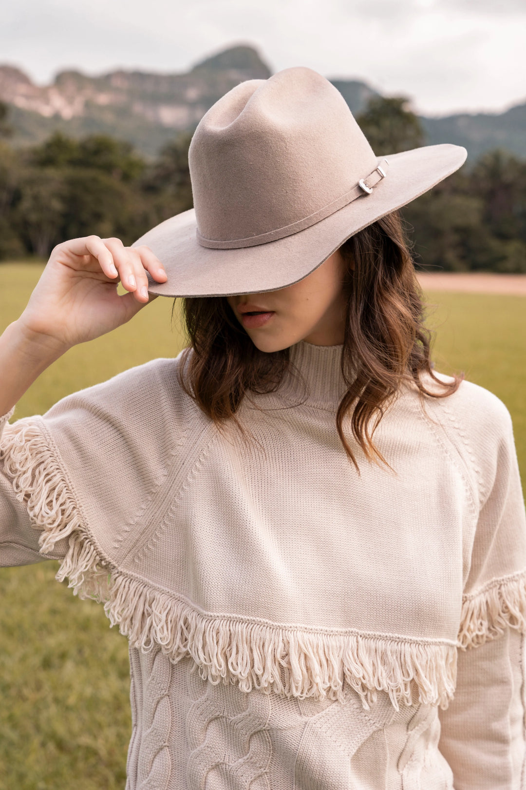 Suéter Wanderlust Mujer Arena