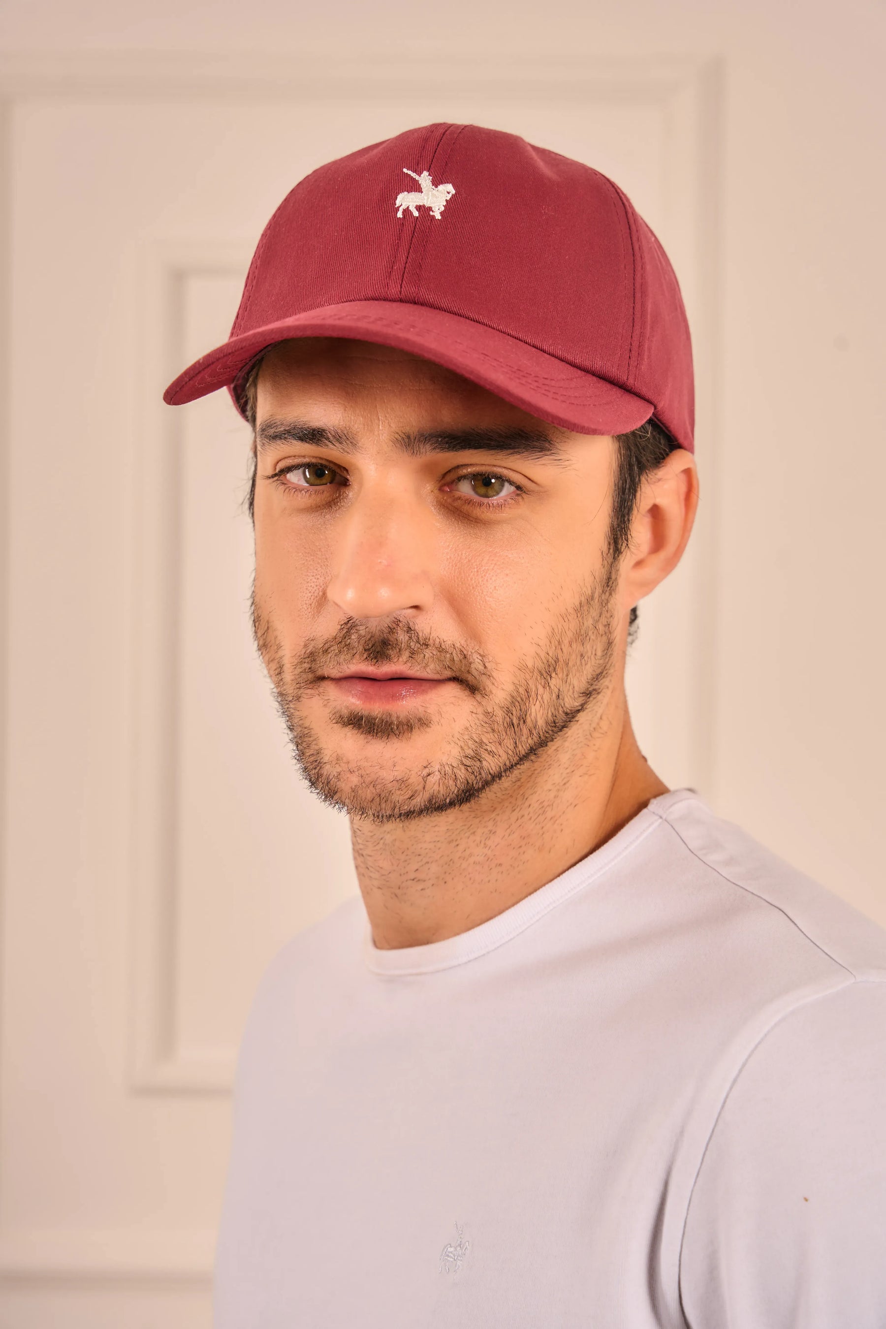 Gorra Basic Vinotinto