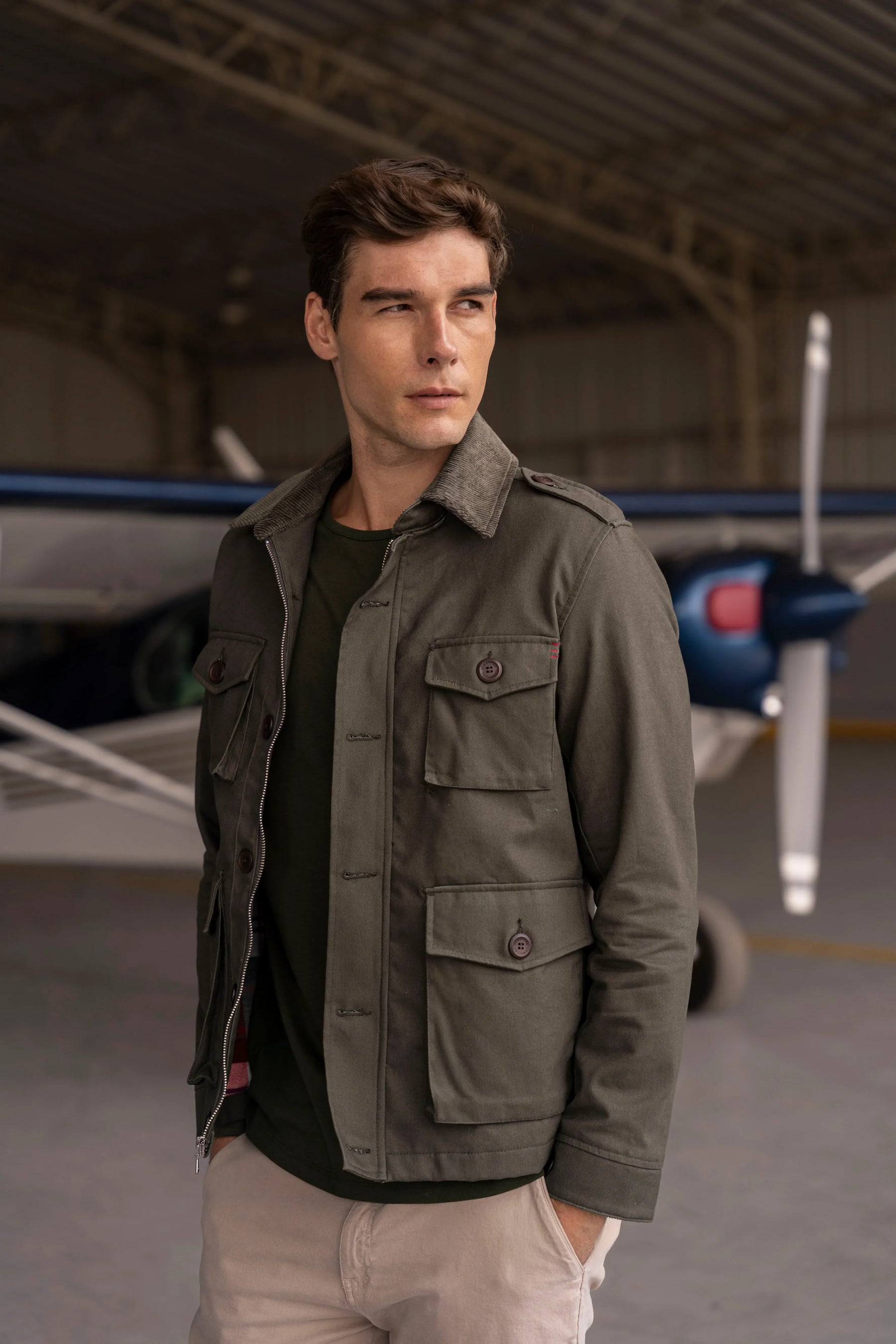 Camiseta Modern Professional Verde Militar