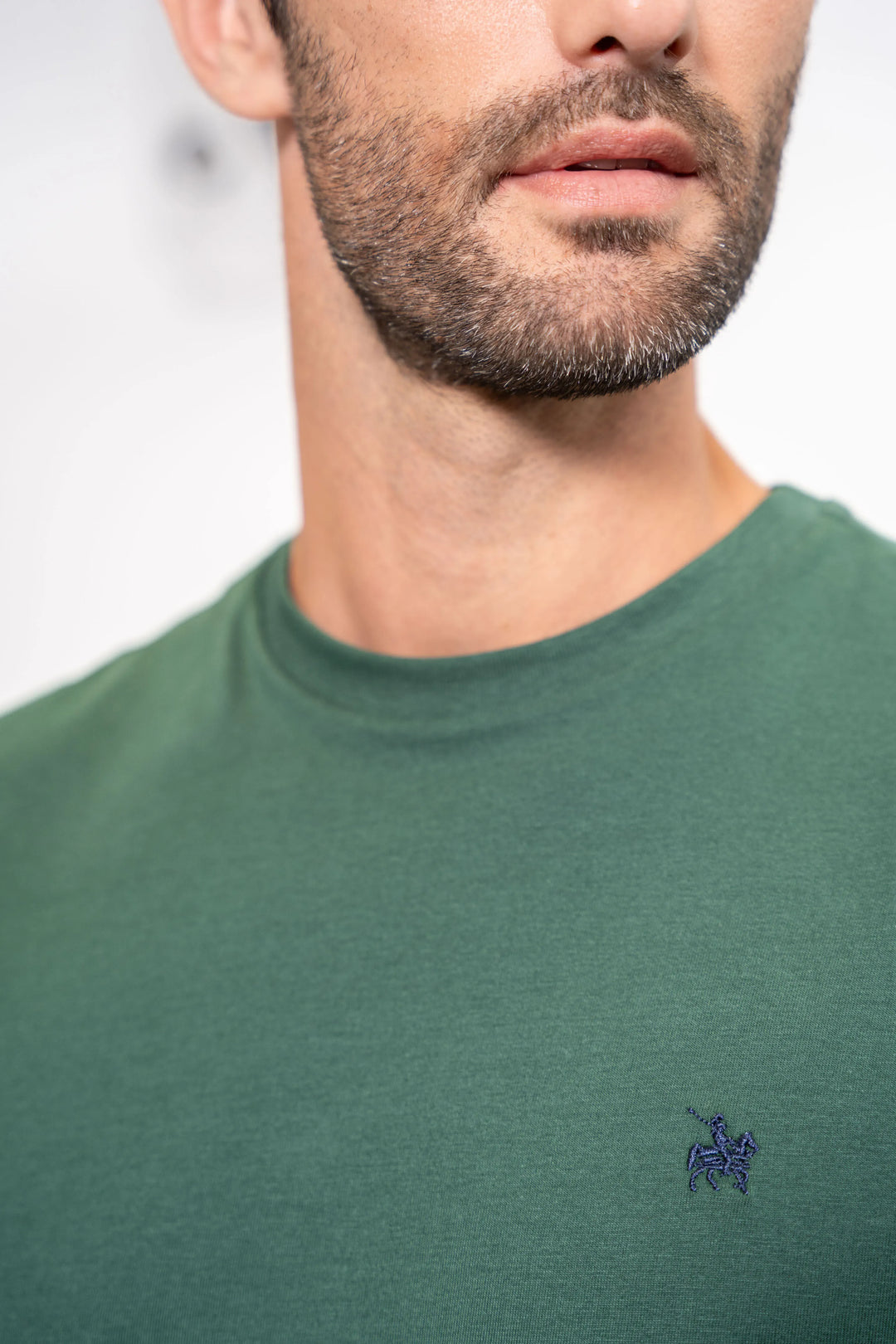 Camiseta Soft Hombre Verde Militar