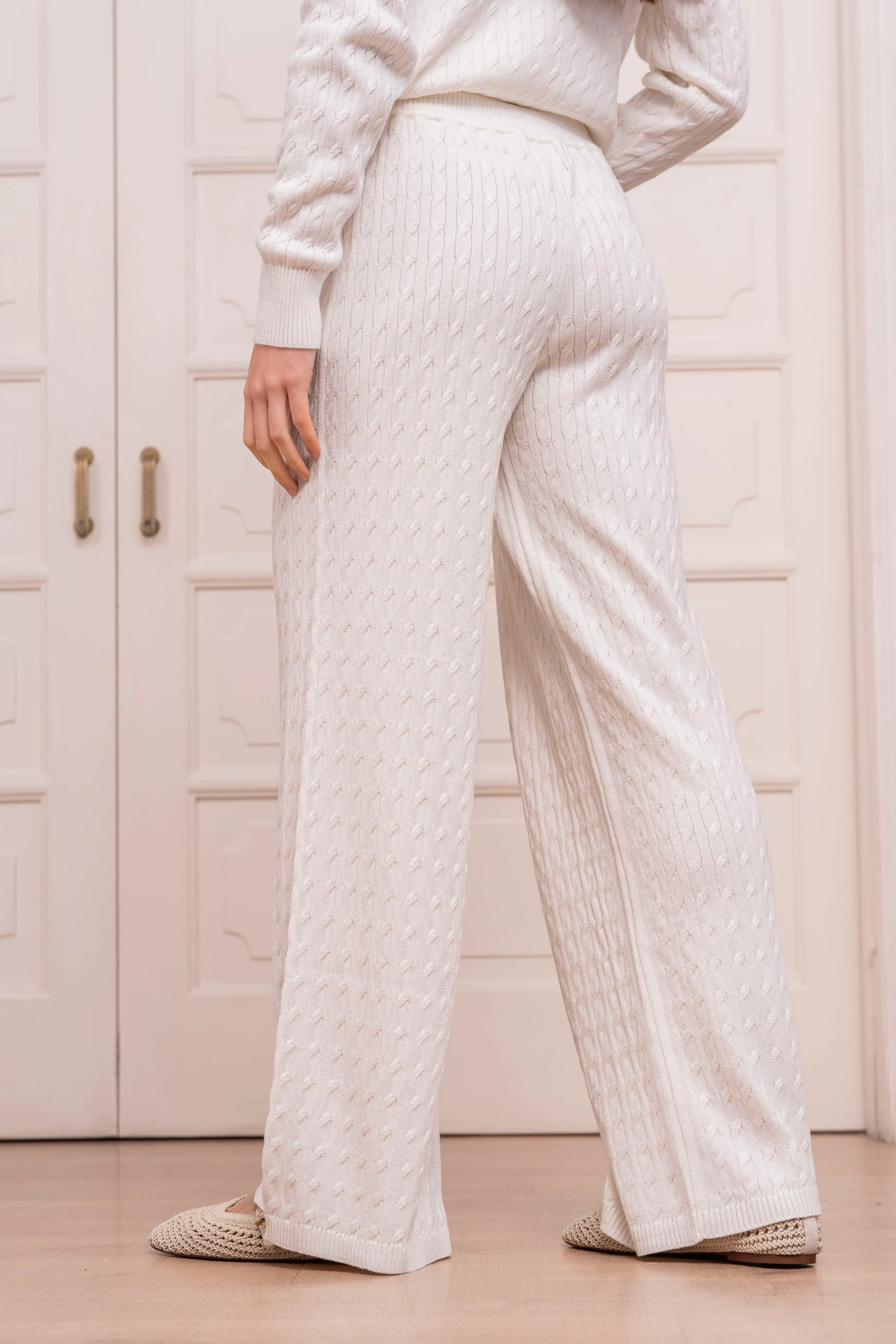 Outfit Set Trenzado Hueso Mujer