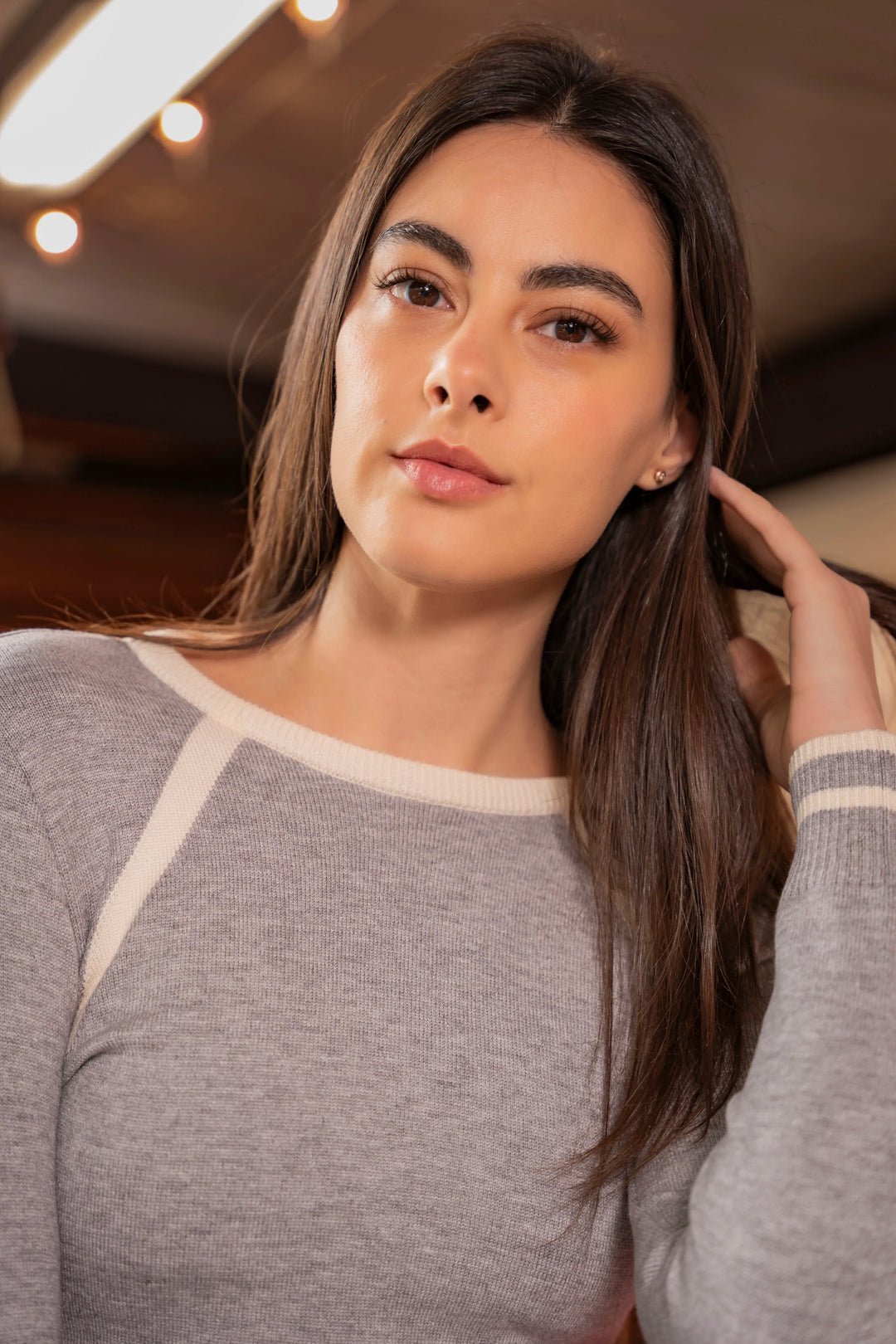 Suéter Agatha Mujer Gris Claro