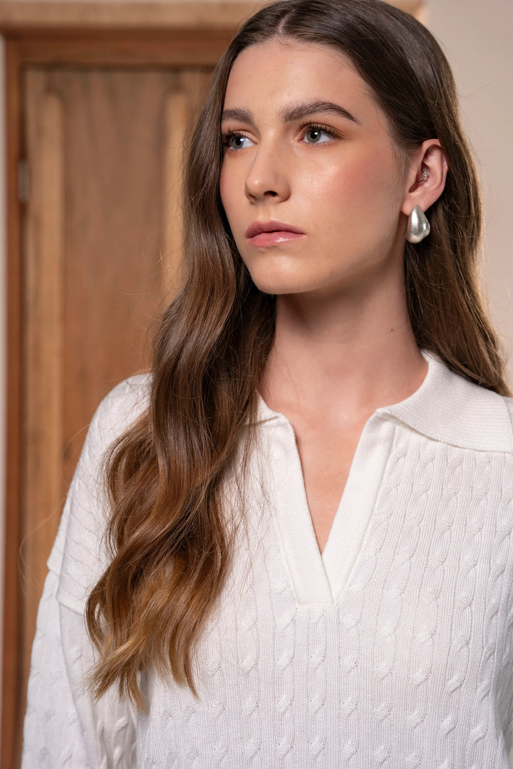 Suéter Trenzado en V Premium Mujer Hueso