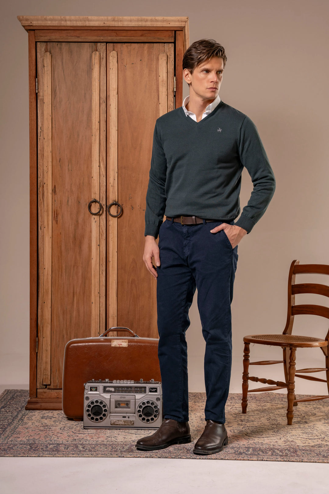 Suéter V neck Hombre Verde Pino