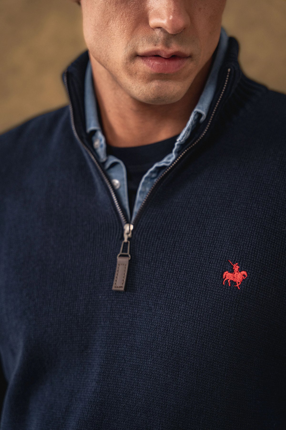 Suéter Halfzip Minimal Hombre Azul Oscuro