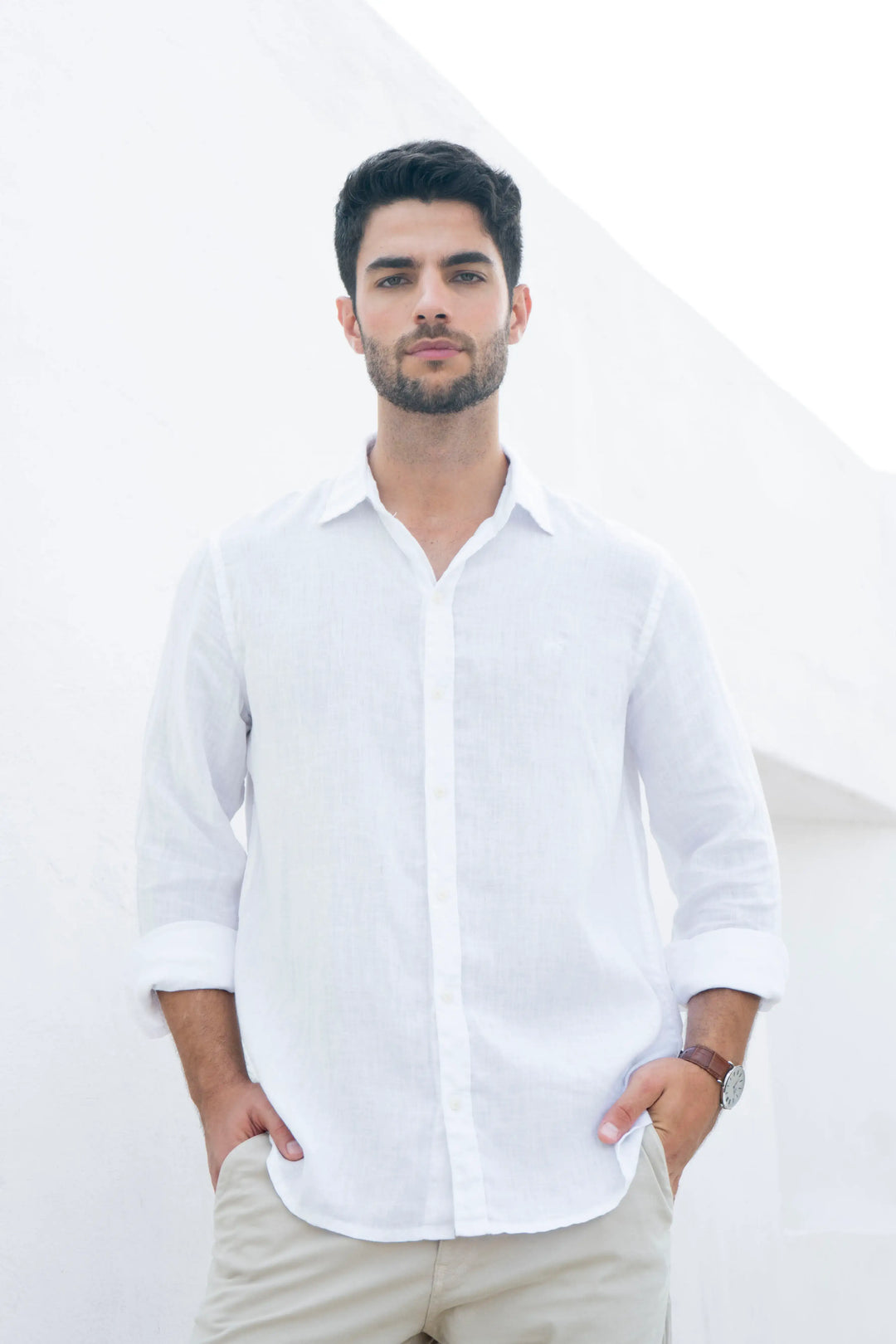 Camisa blanca para hombre 100% lino manga larga.