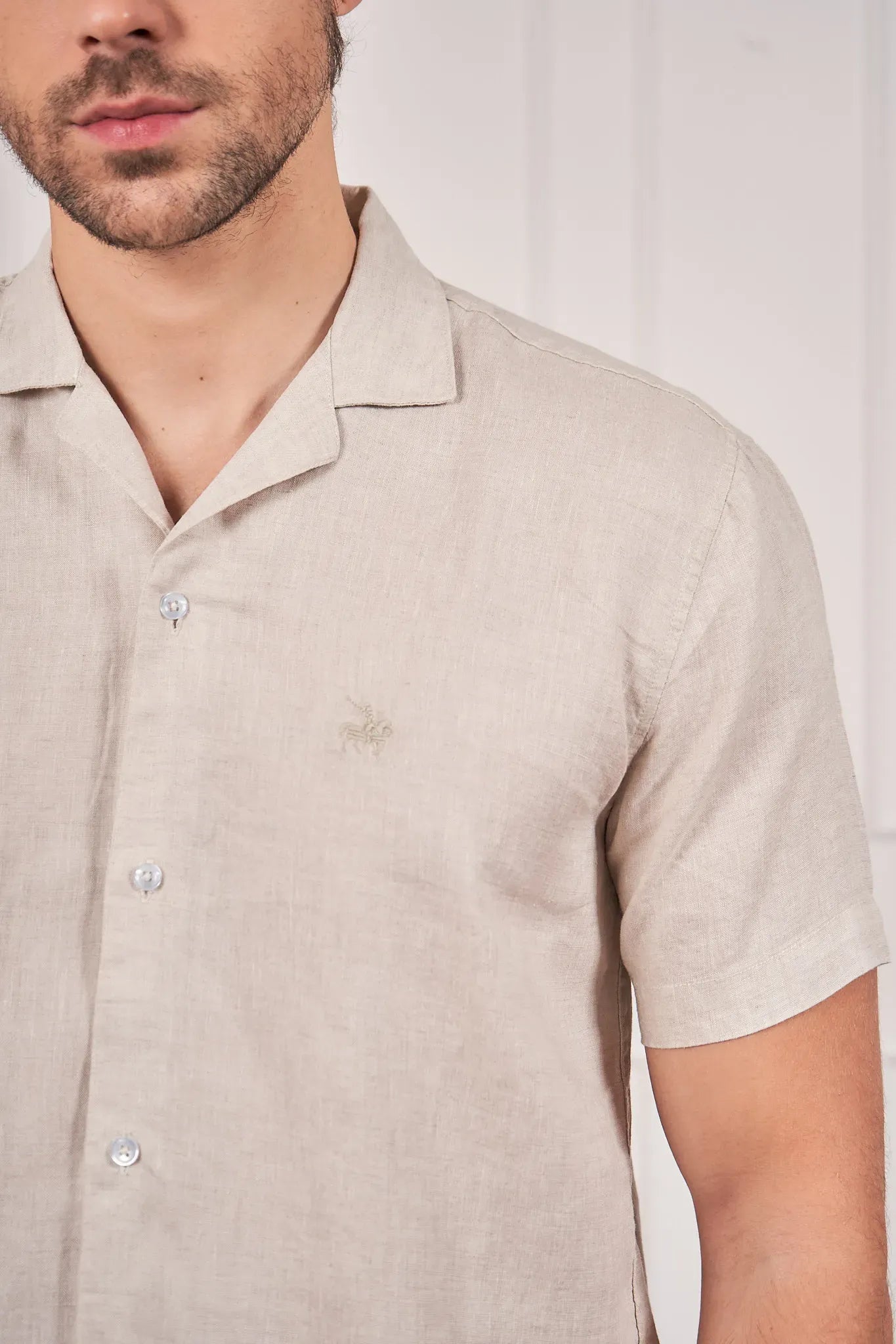 Camisa Resort Lino Hombre Arena