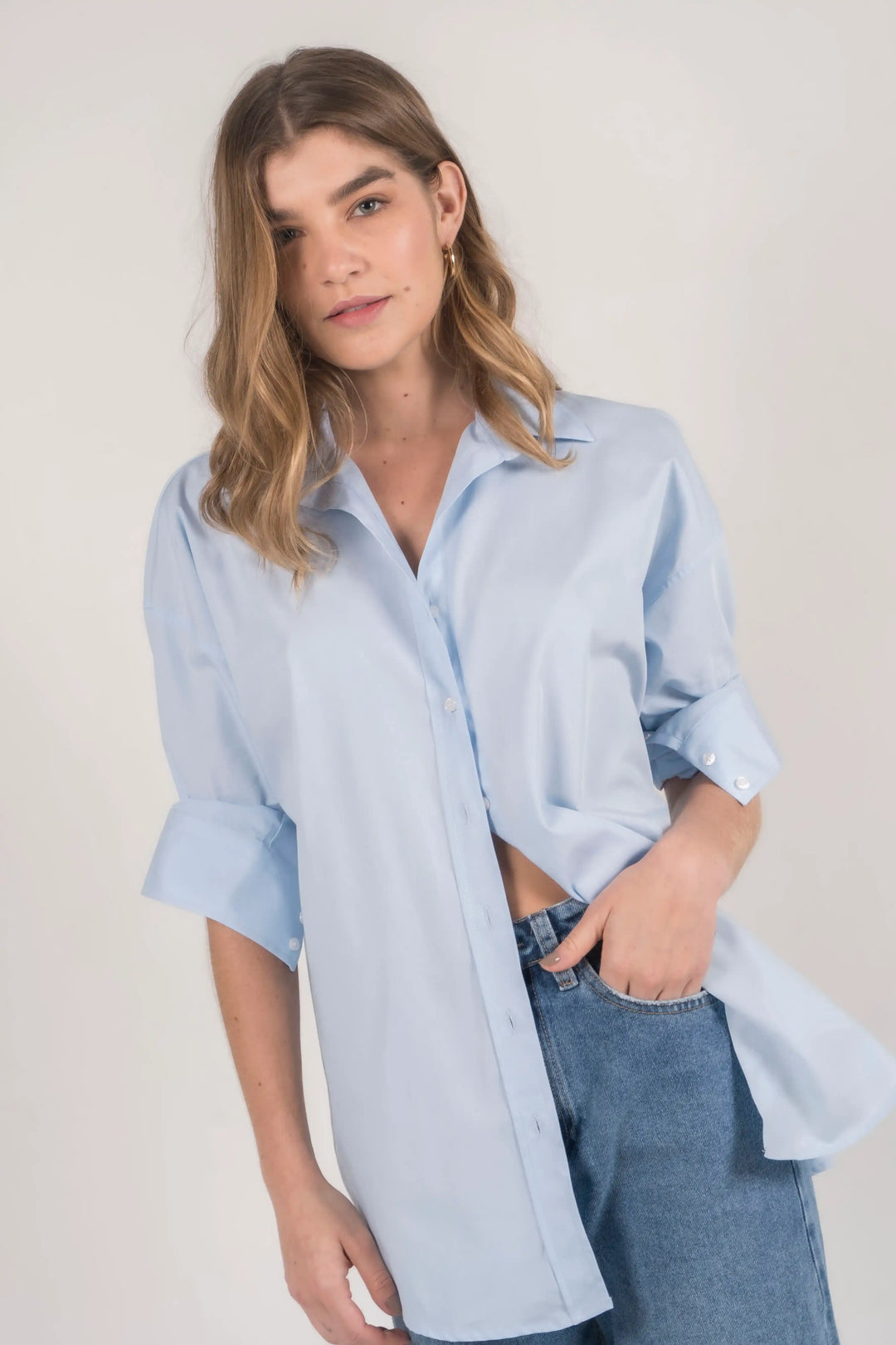 Camisa oversized para mujer, algodón Popelina, color azul claro