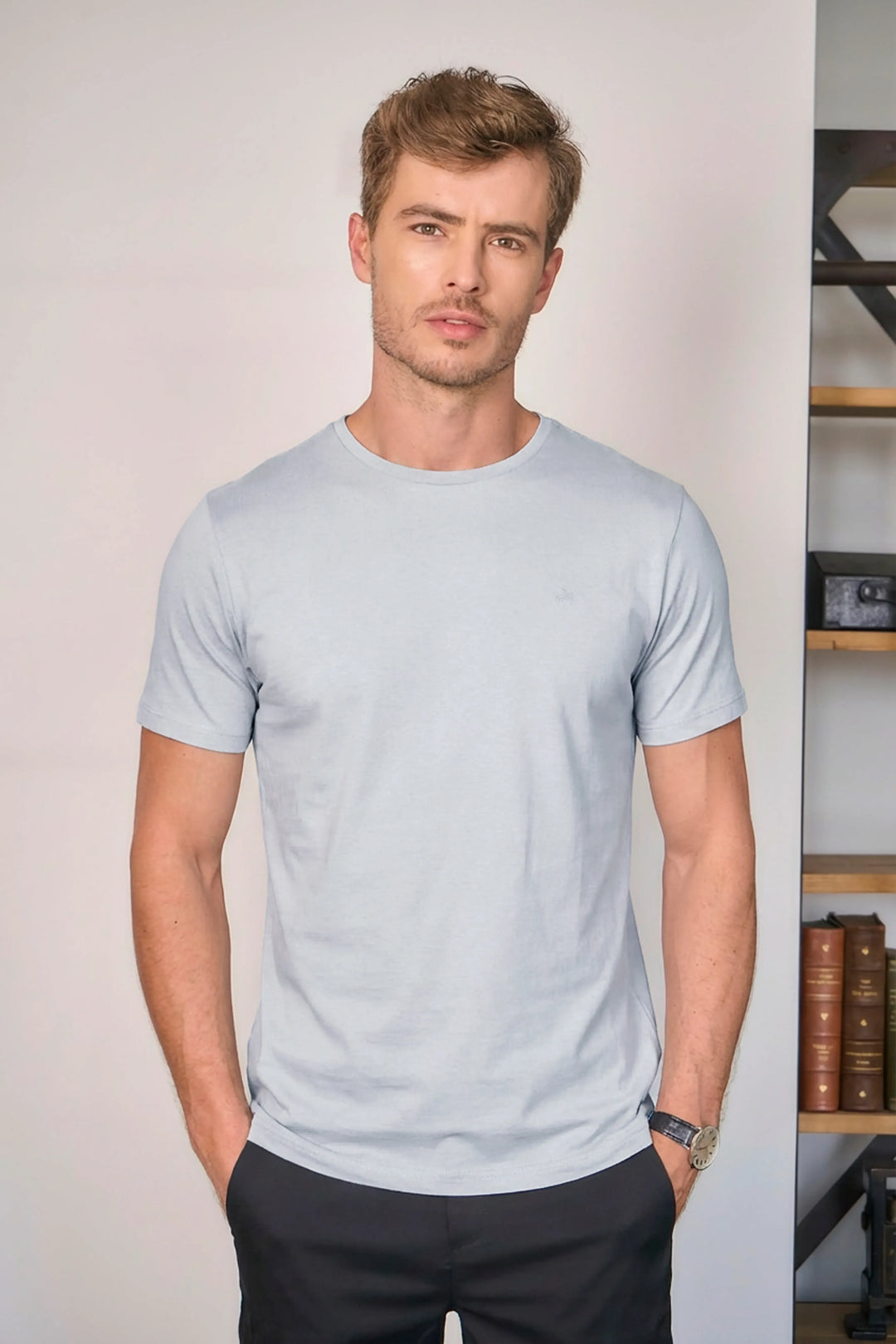 Camiseta Modern Professional Gris Claro