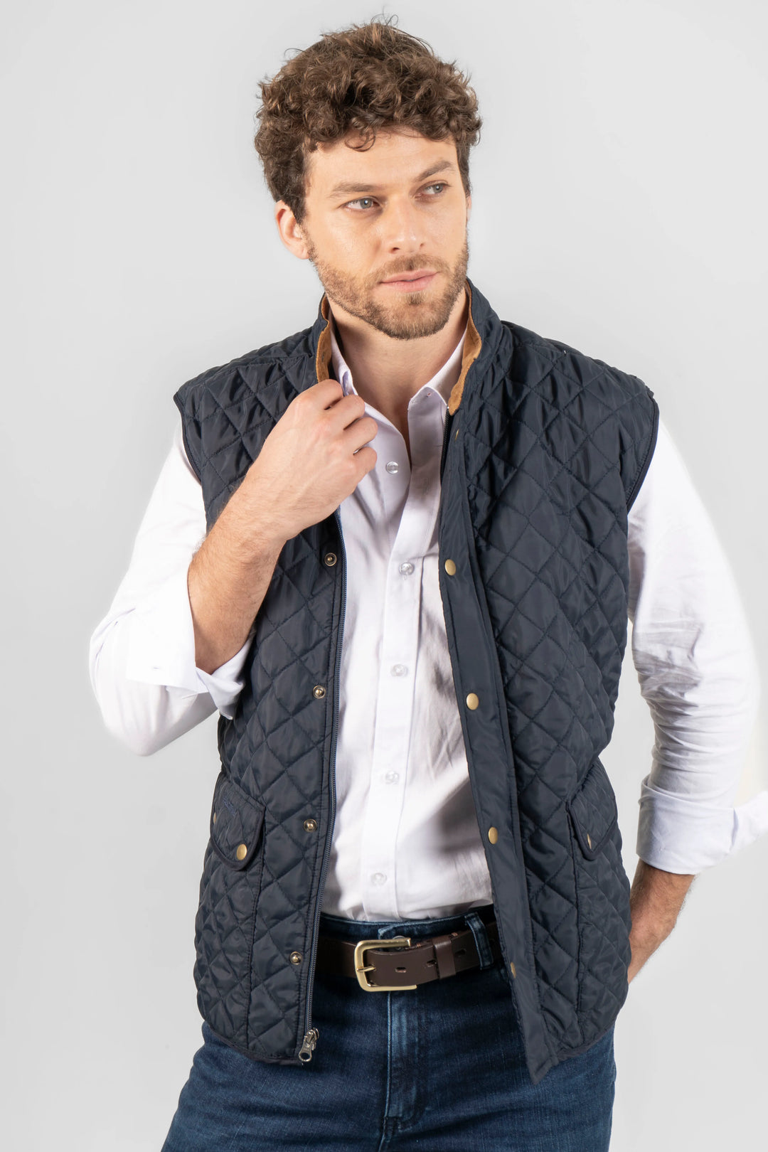 chaleco para hombre Quilted Armatura, una prenda con la esencia clásica y atemporal que caracteriza a la marca.