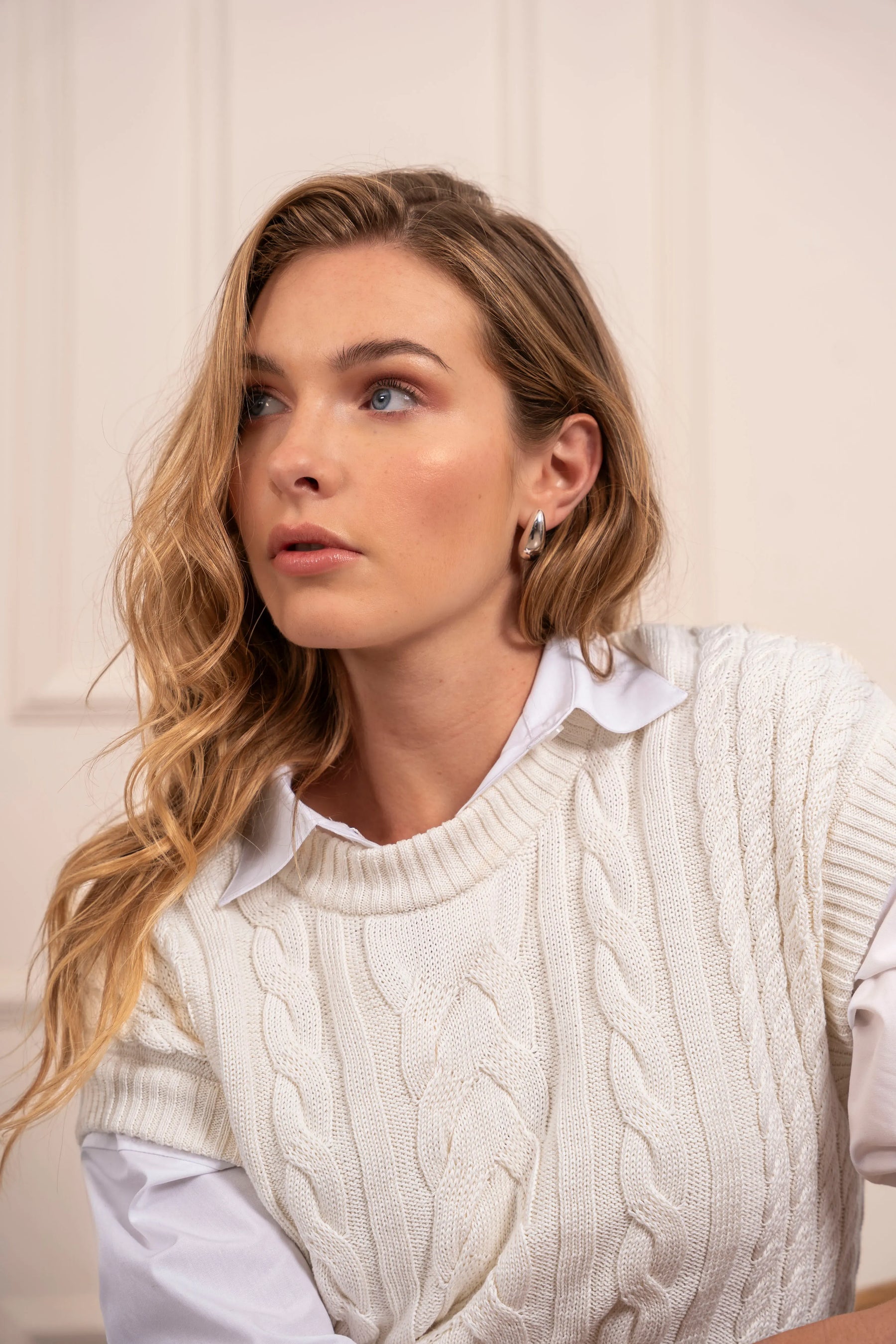 Sweater Vest Tulipan Blanco Mujer