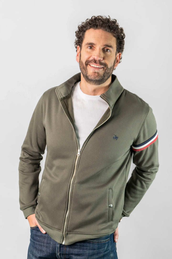 Chaqueta para hombre Armbrand Armatura. Una prenda con el estilo preppy que caracteriza a la marca.