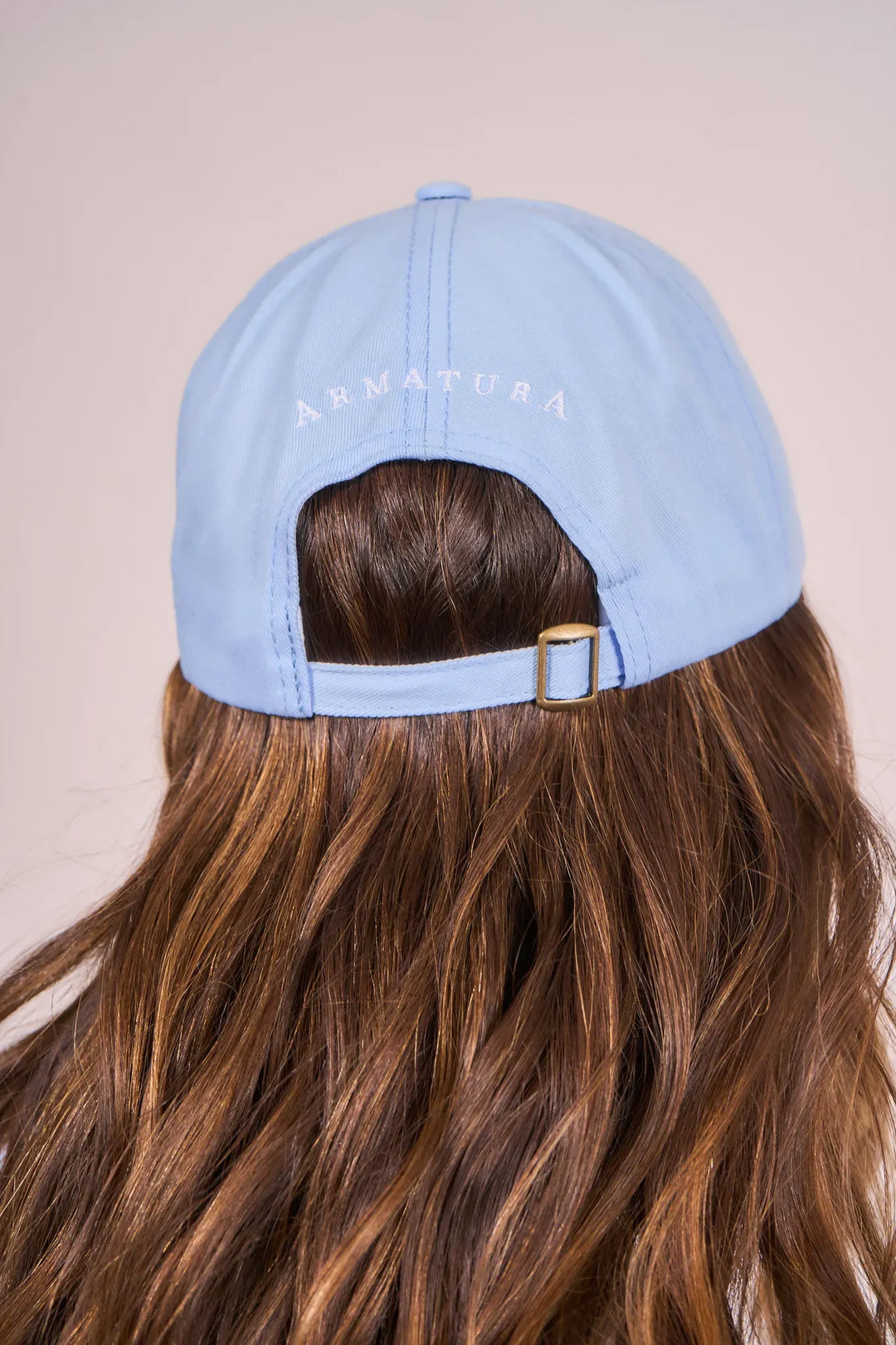 Gorra Basic Azul clara Bordado blanco