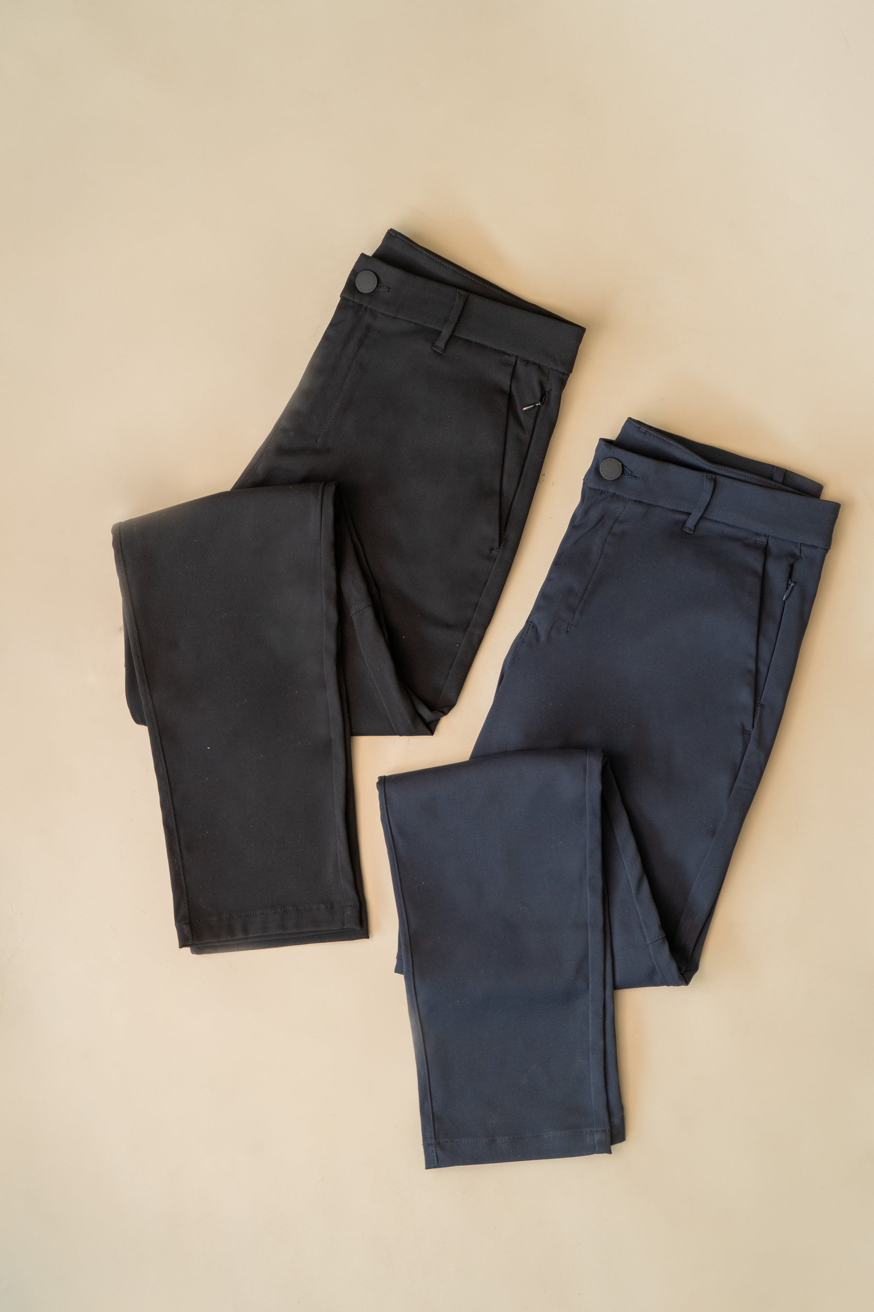 pack de dos pantalones para hombre Not Jogger. Ahorra comprando en pack.