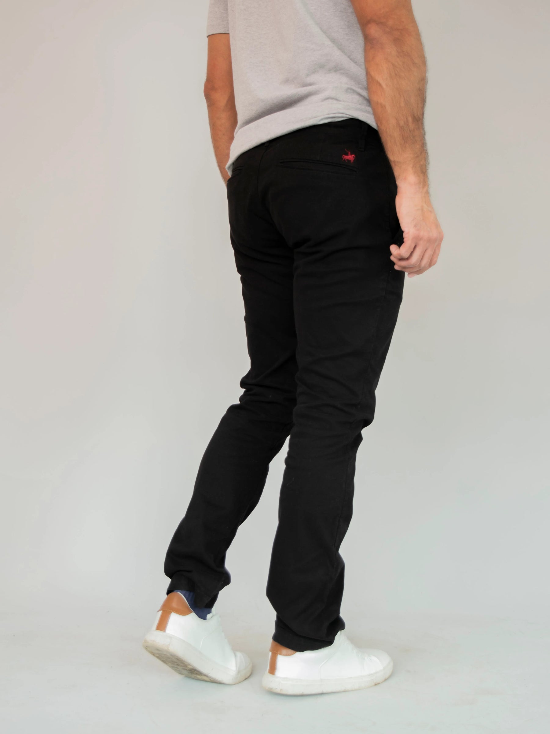 Pantalón Chino Negro
