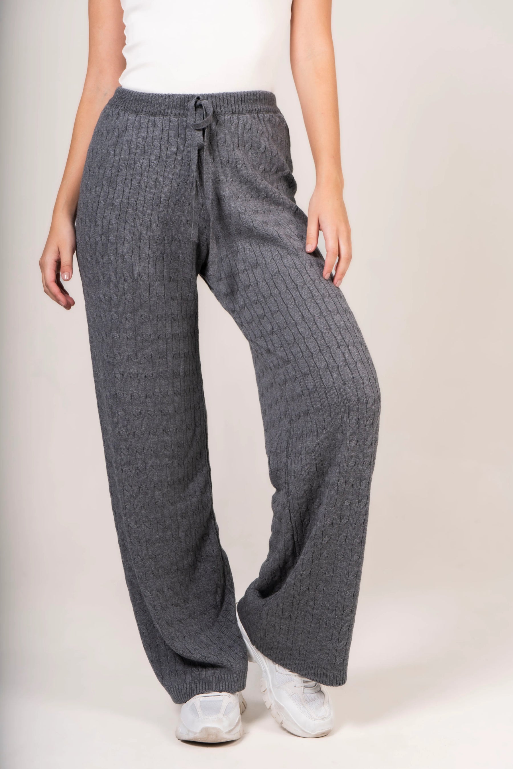 Pantalón Trenzado Mujer Gris