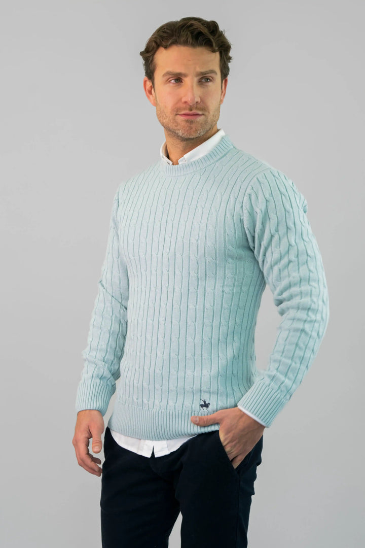 Saco para hombre cuello redondo trenzado Armatura color azul claro.