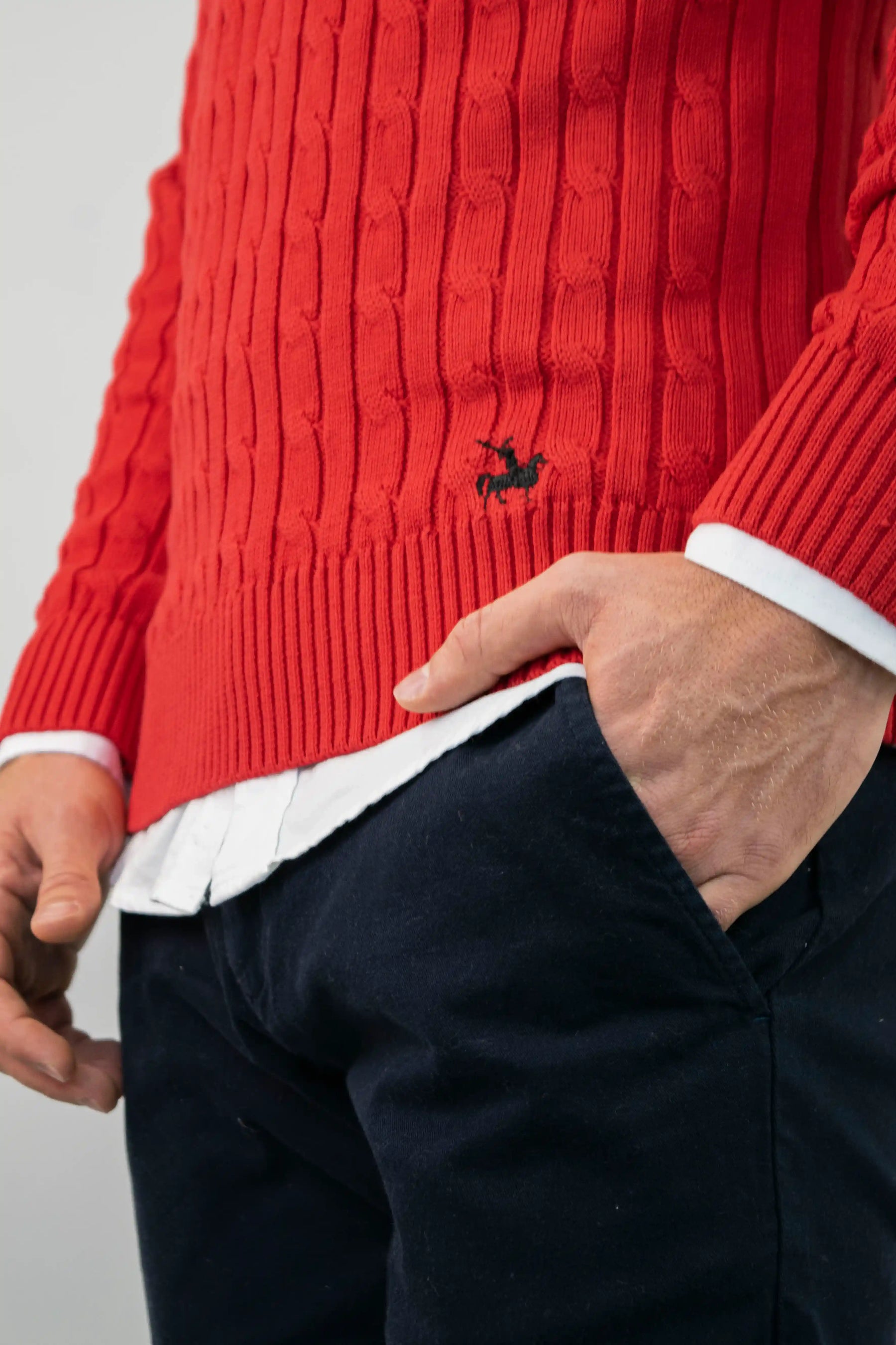 Suéter trenzado cuello redondo Hombre Rojo