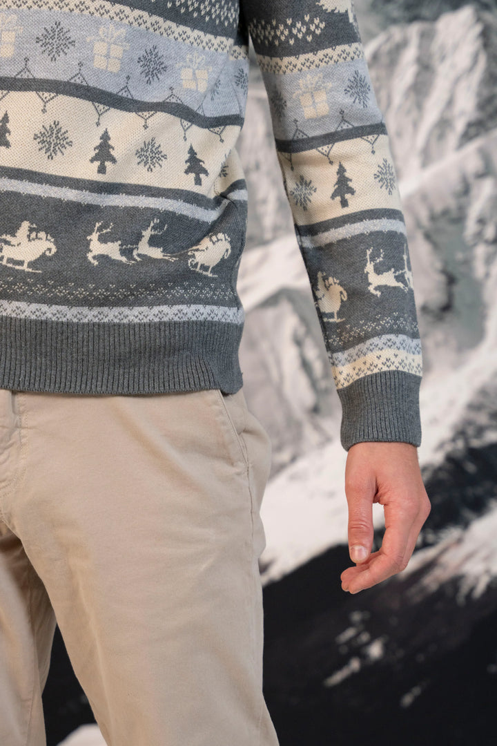 Not So Ugly Sweater Hombre Gris