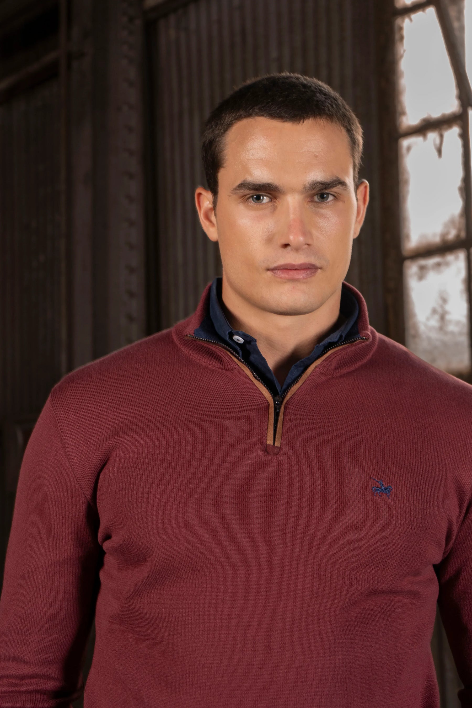 Suéter Halfzip Legacy Hombre Vinotinto