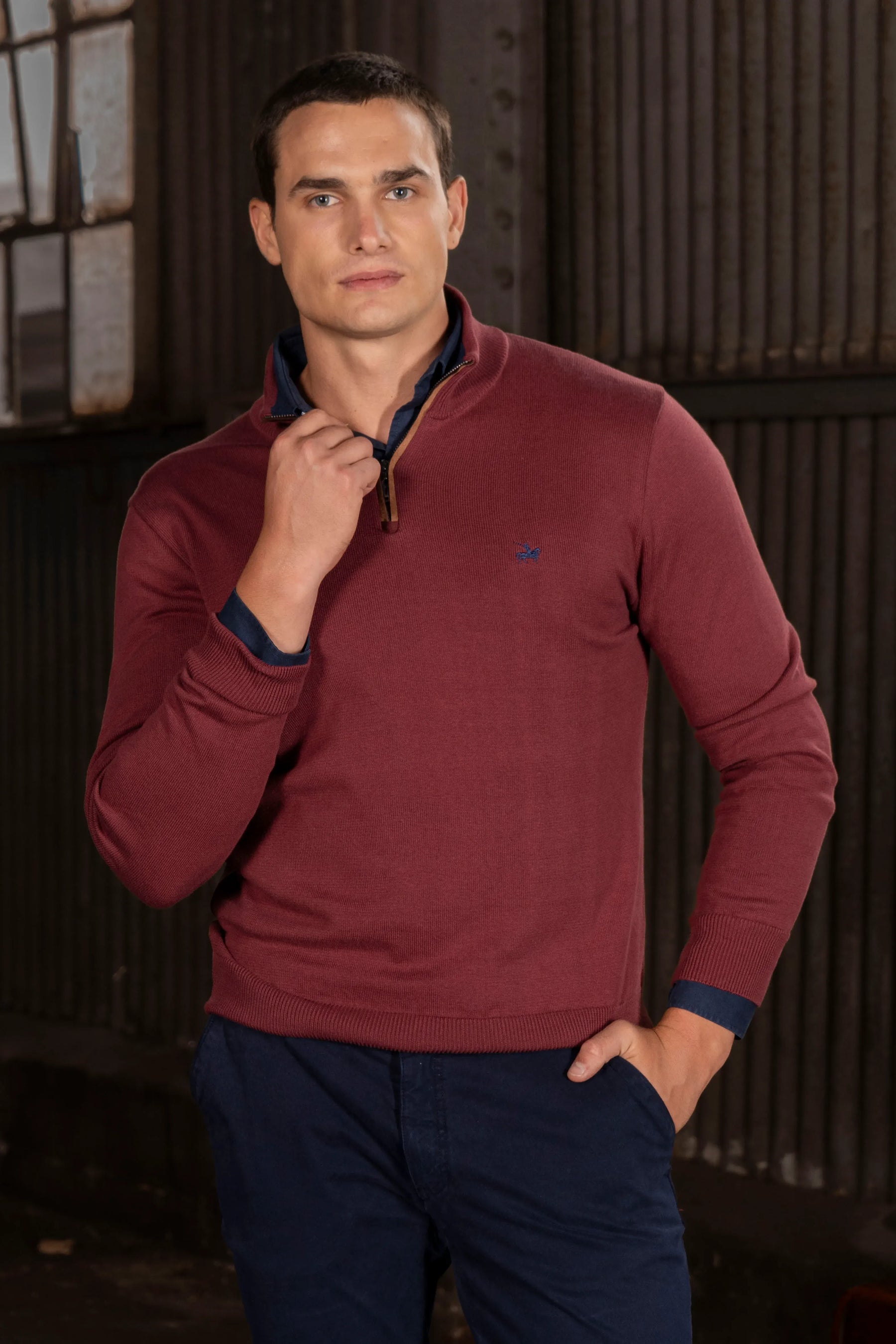 Suéter Halfzip Legacy Hombre Vinotinto